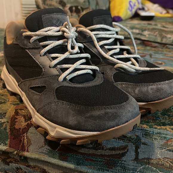 Women’s Columbia shoes size 9 - Picture 5 of 6